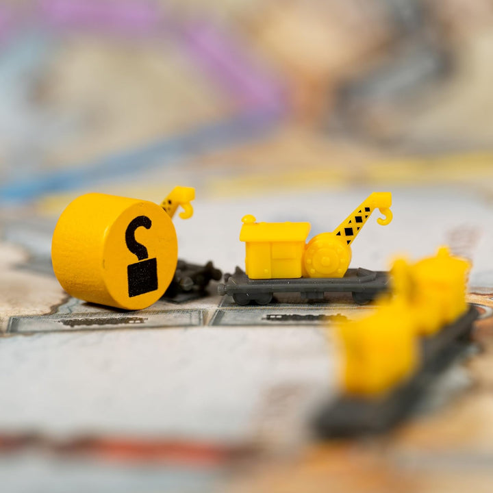 Days of Wonder, Zug um Zug – Deluxe Train Sets, 1 Set in Gelb, Erweiterung, Familienspiel, Brettspie