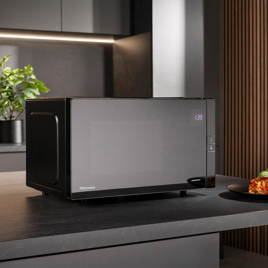 Hisense H25MOBS4HGI Mikrowelle / 25 L / 900W / InverterTech/Auto Programme/Eco Mode/Grill Kombinatio