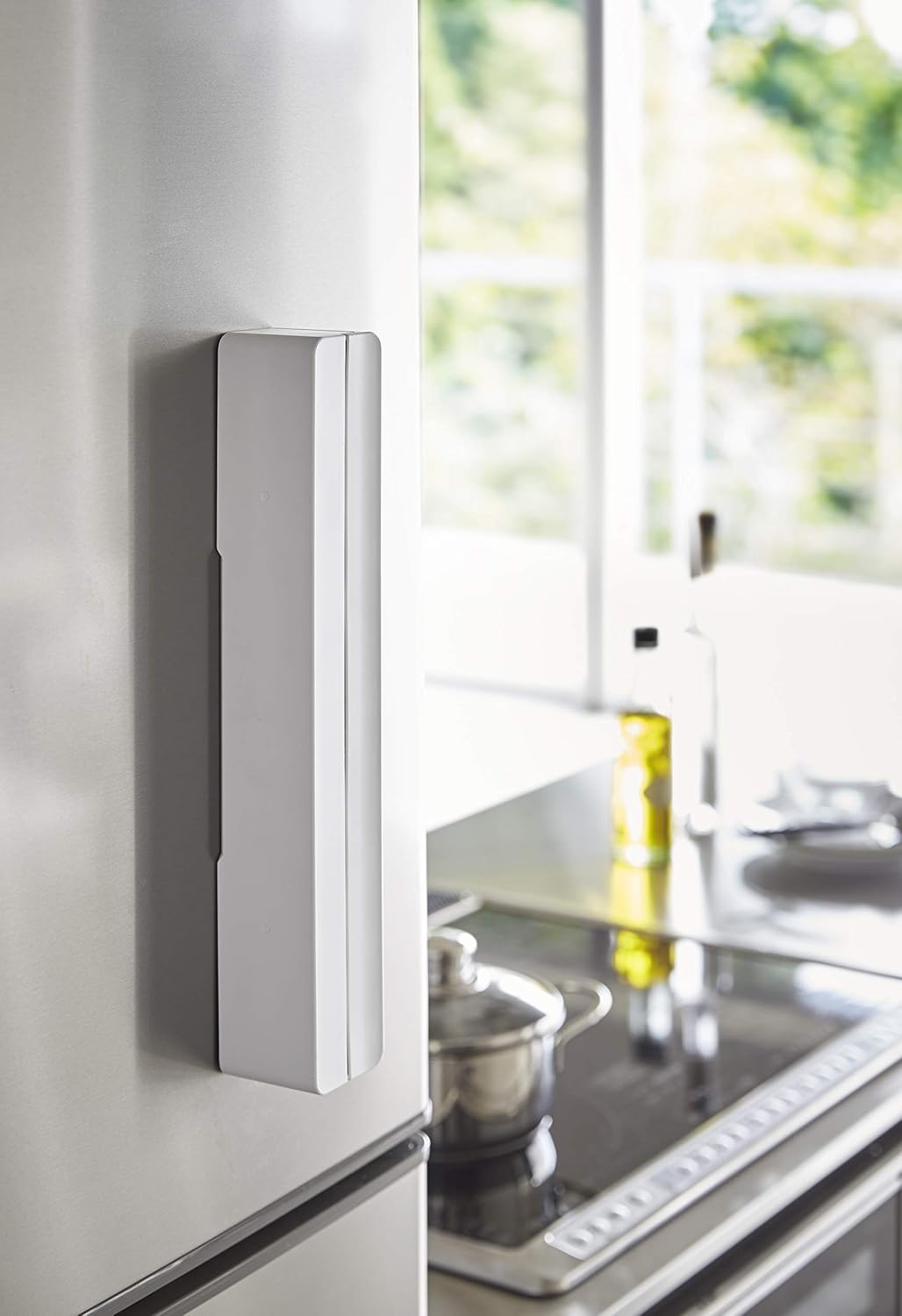 Yamazaki 3247 TOWER Magnetischer Folienhalter, weiss, ABS Harz, Minimalistisches Design, 32,6 x 5,5