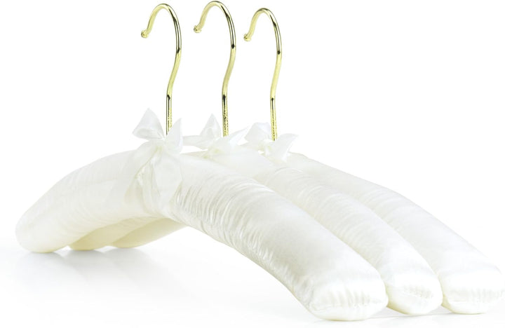 Hangerworld 4 Gepolsterte Kleiderbügel mit Satinbezug in Elfenbein, Bügelbreite 43 cm, mit goldfarbe