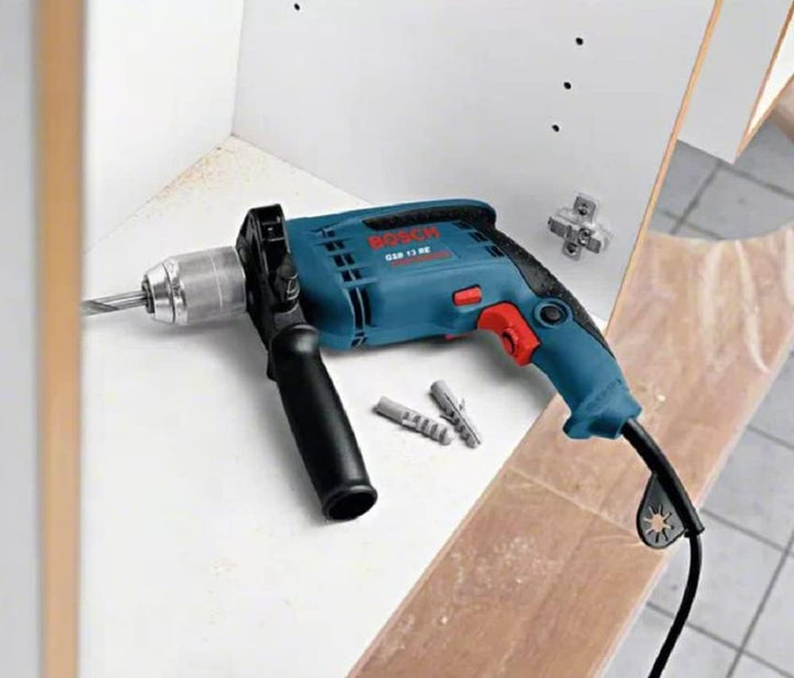 Bosch Professional Schlagbohrmaschine GSB 13 RE (Schnellspannbohrfutter 13 mm, im Karton) + 14 tlg.