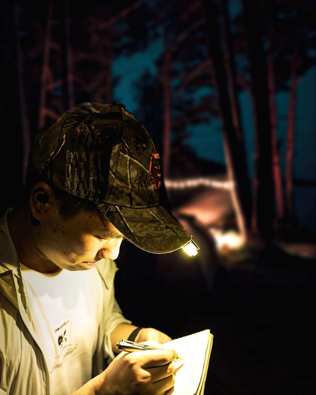 RovyVon E5 700 Lumen wiederaufladbare USB C Schlüsselanhänger Taschenlampe, leistungsstarke EDC Tasc