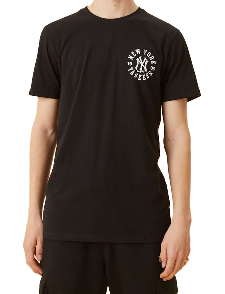 New Era - MLB New York Yankees Wordmark Graphic T-Shirt - Schwarz Farbe Schwarz M Schwarz, M Schwarz