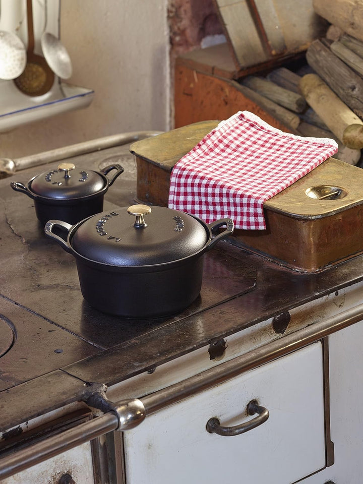 Staub 40501-020-0 Mini Auflaufform Coquête, Gusseisen, schwarz, 12 cm