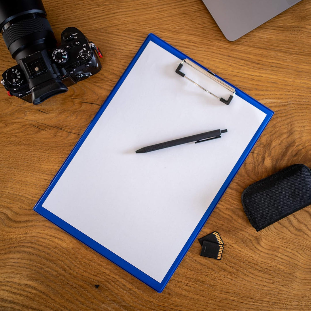 OFFICEPOINT Klemmbrett Set A4 hoch | 10 Stück | Schreibbrett Schreibplatte mit Folienüberzug | Clipb