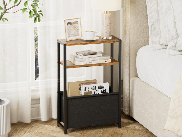 Beistelltisch mit Stauraum, 3-stufiger Schmaler Beistelltisch mit Beutel, schmaler Nachttisch, Klein