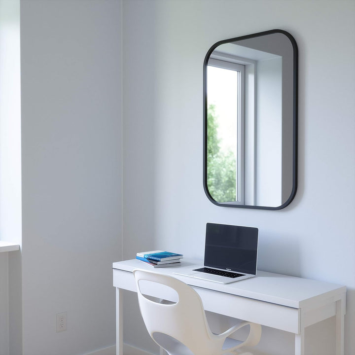 Umbra Hub Wandspiegel – Rechteckiger Spiegel für Diele, Badezimmer, Wohnzimmer und Mehr, Schwarz, 61