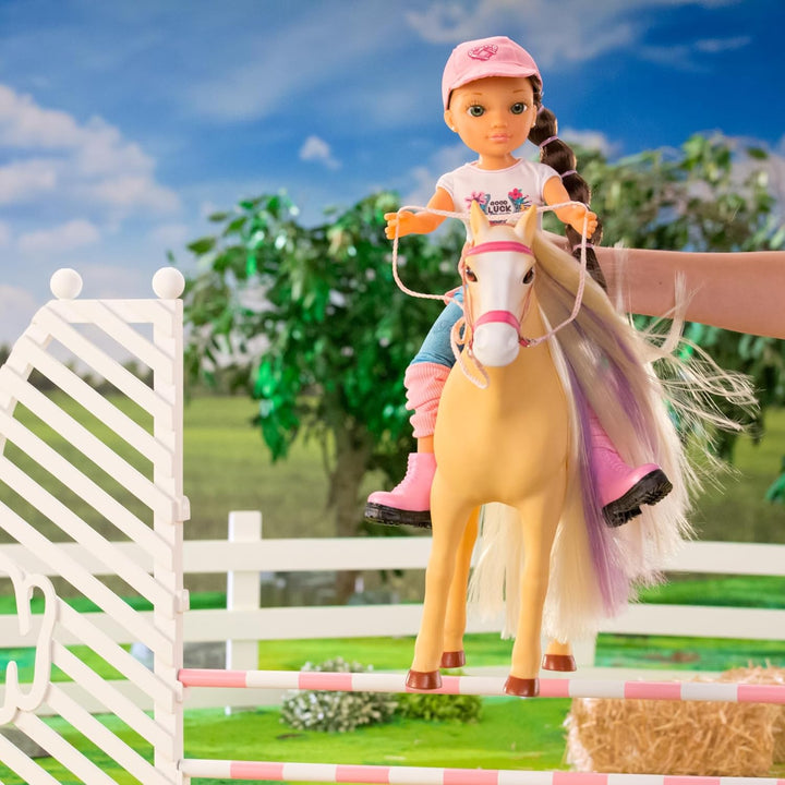 NANCY - A Day with her Horse, Modepuppe mit Pferd, Pflegezubehör, Bürstenschwamm, der die Farbe des