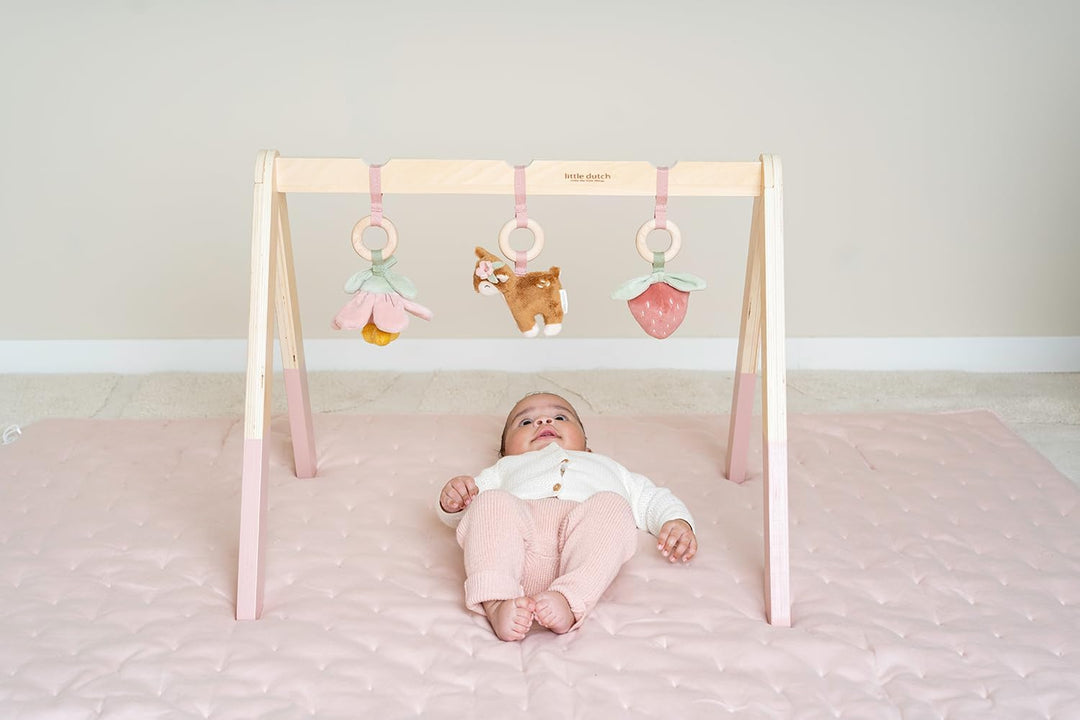 Little Dutch Baby Gym Spieltrapez Spielbogen Holz inkl. Anhänger rosa - Fairy Garden