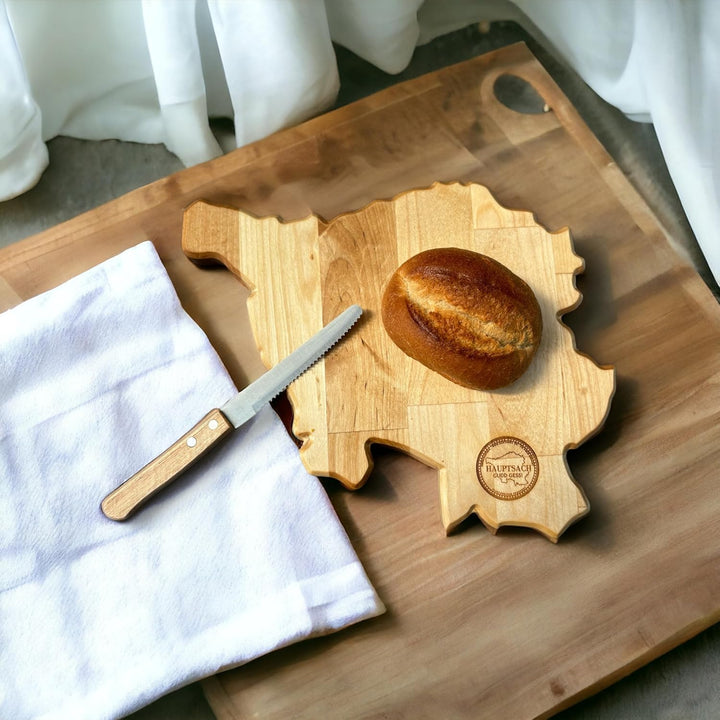 Saarlandbrett aus Holz, Frühstücksbrettchen mit der Skyline des Saarlandes, Geschenkidee aus dem Saa