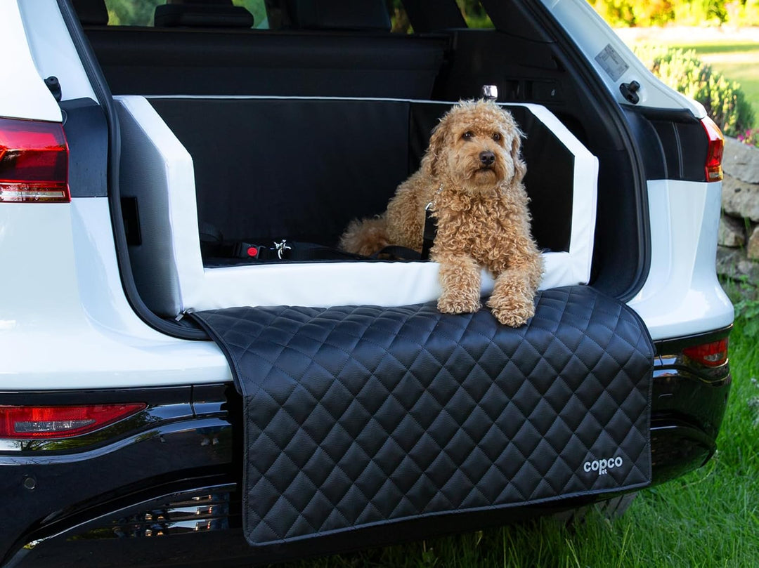 CopcoPet - Travel Bed Hundebett für Kofferraum 90x55x38cm Kunstleder - Kofferraumschutz Hund wassera