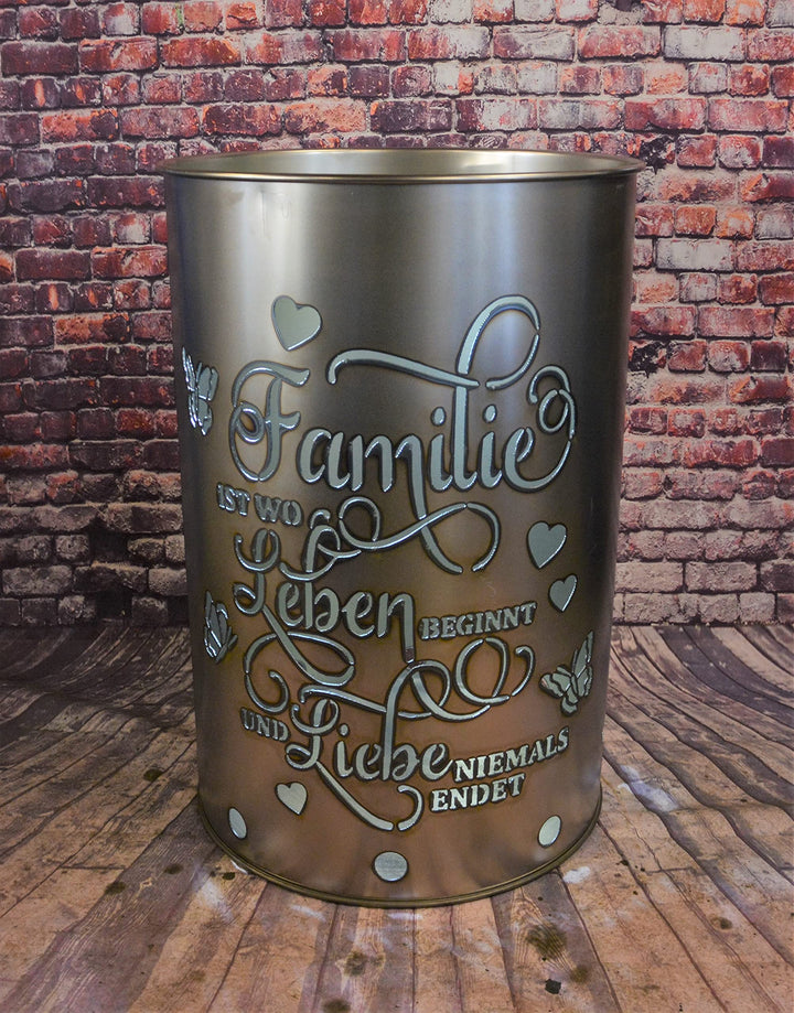 Feuertonne mit - Familie - Motiv - Gefertigt aus neuem Ölfass - Besondere Feuerstelle für Garten und
