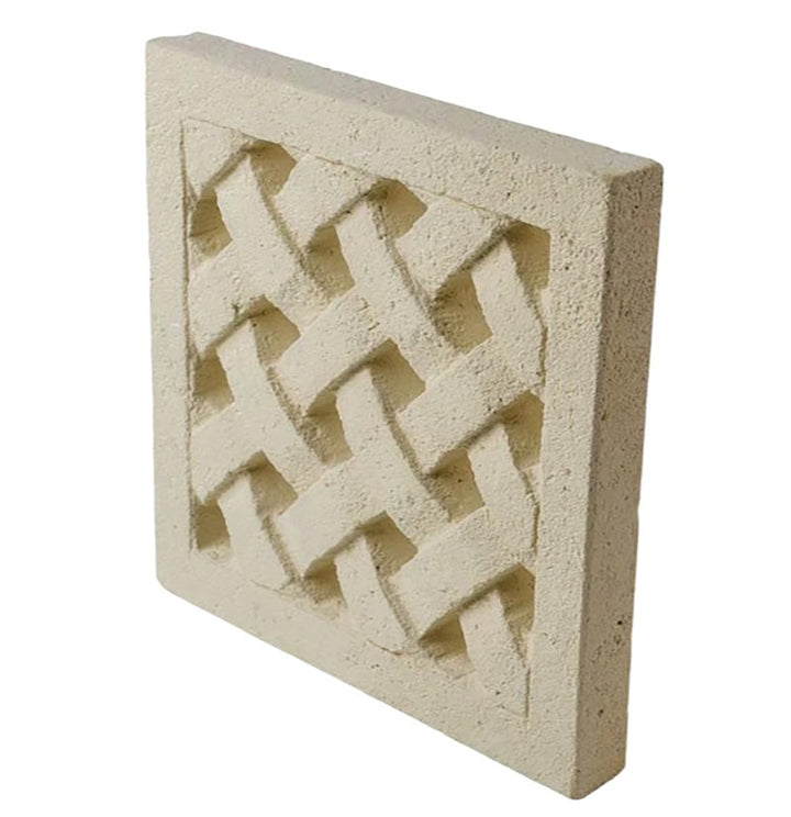 Quadratisches Lüftungsgitter aus Matera-Stein, cm20x20, externe und interne Verwendung. Handgefertig