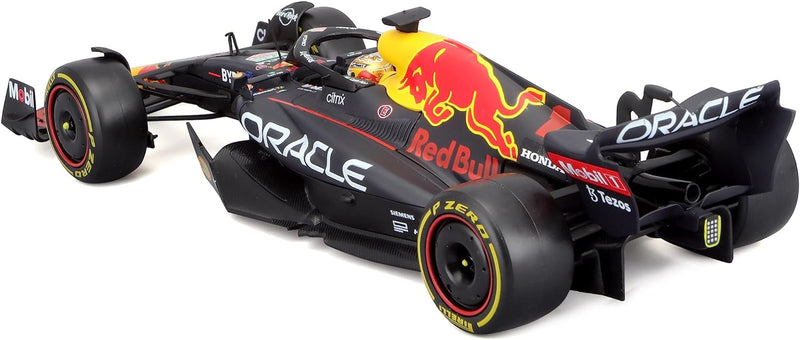 Bburago RedBull RB18 (2022): Modellauto im Massstab 1:24, 1 Max Verstappen, Hardcase, blau (18-28026