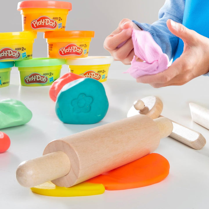roba x Play-Doh Kompaktes Spielset - FSC-Holzwerkzeuge, 6 Knetdosen &amp; Schürze - Nachhaltiges, spielf