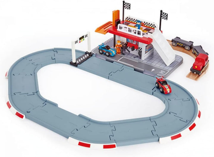 Hape Eisenbahnwelt Rennstrecke mit Güterbahnhof aus Holz, ab 3 Jahren