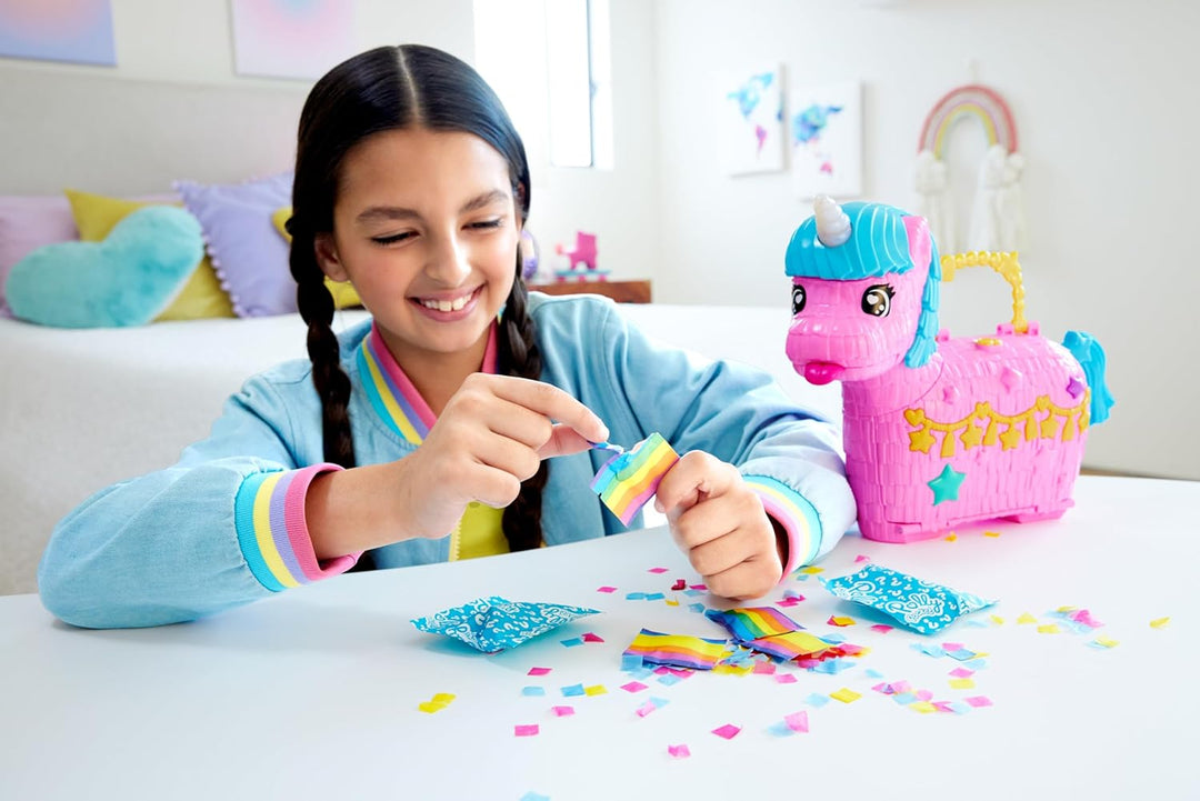 Polly Pocket Puppen und Spielset mit Tieren und über 25 Überraschungs-Accessoires, Unicorn Partyland