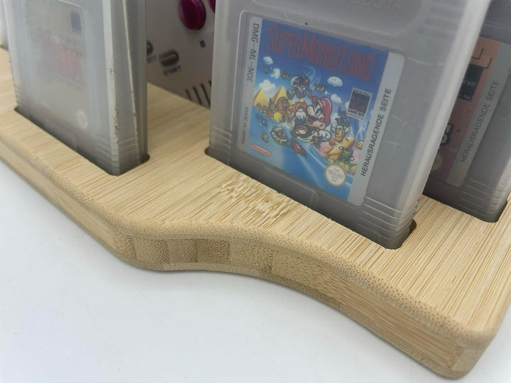LiftWood Aufsteller passend für Nintendo Gameboy Classic und 5 Spiele in Schutzhülle