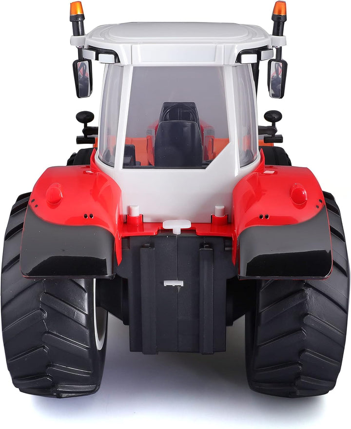 Maisto Tech R/C Traktor Massey Ferguson 5S.145 mit Schnee-Schieber: Ferngesteuerter Traktor mit Lich