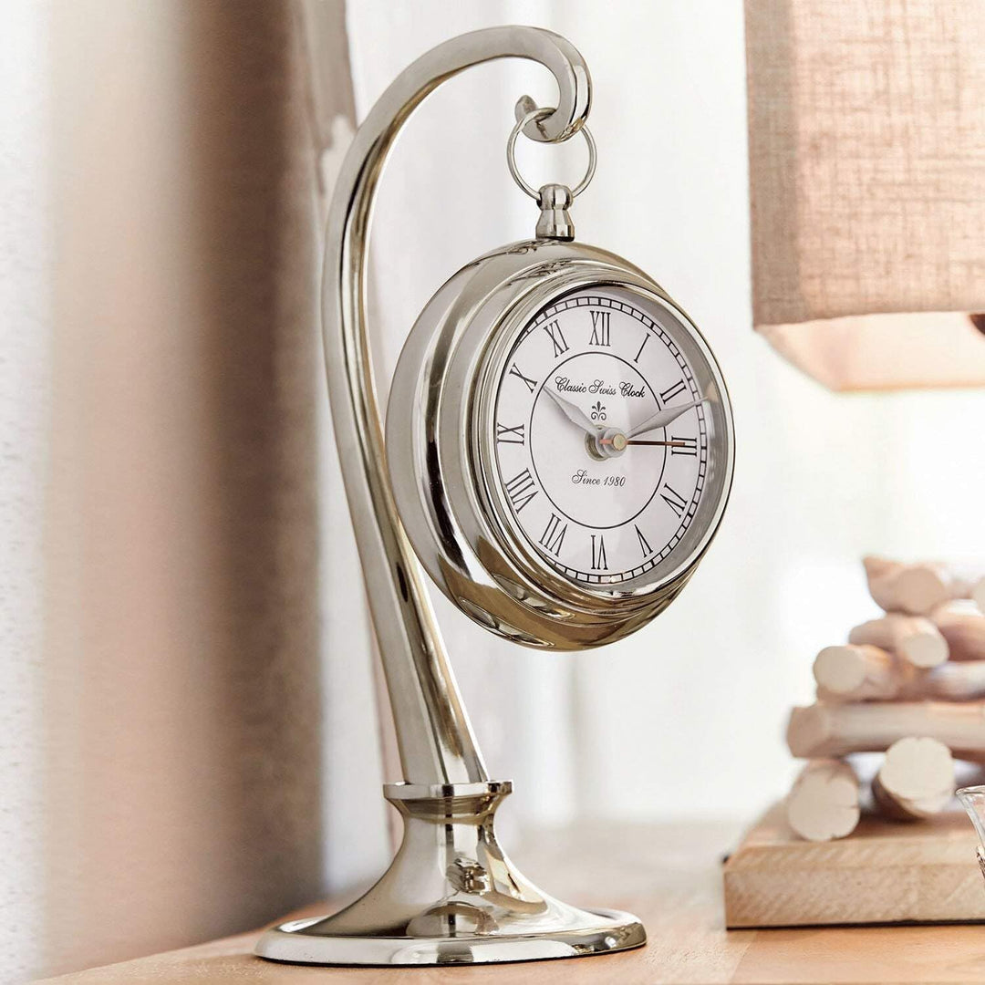 Loberon Uhr Barbe, authentische Nostalgie, dekorativer Zeitmesser, Elegantes Design, Wohn-Accessoire