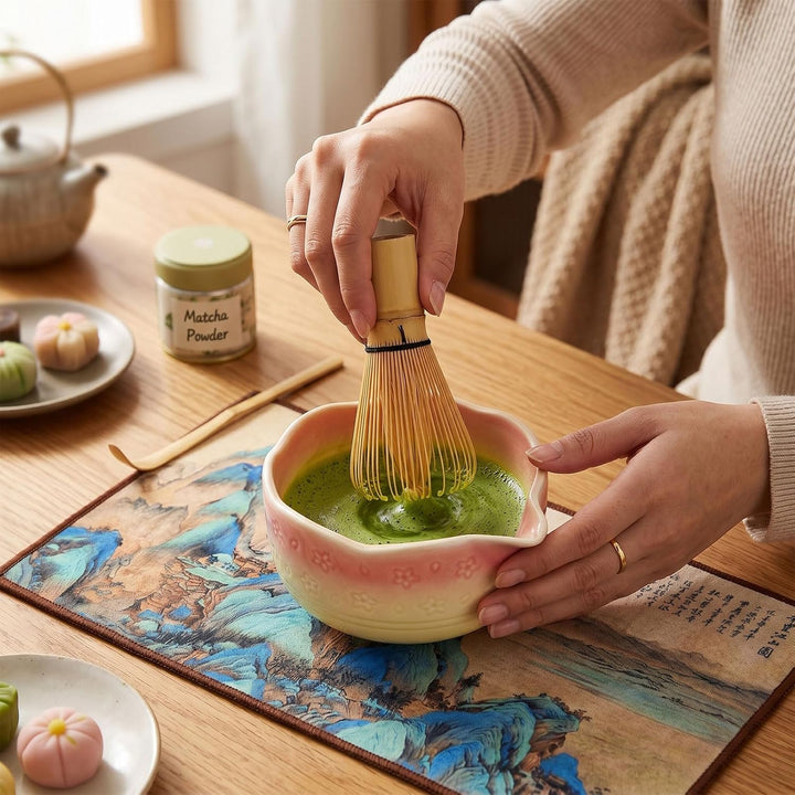 Matcha Set 8-teilig, Keramik Schale, Bambus Besen, Löffel, Sieb, Besenhalter, Löffelständer & Chakin