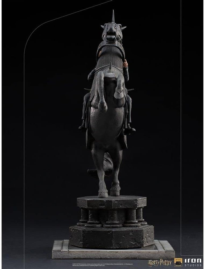 Iron Studios Deluxe: Harry Potter - Ron Weasley at The Wizard Chess Art Scale Statue (1/10) (WBHPM40