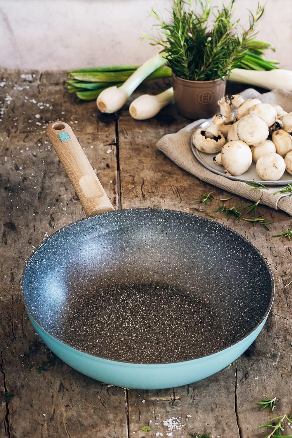 BRA Nordik | Wok 28 cm, geschmiedetes Aluminium mit Antihaftbeschichtung, für alle Herdarten einschl
