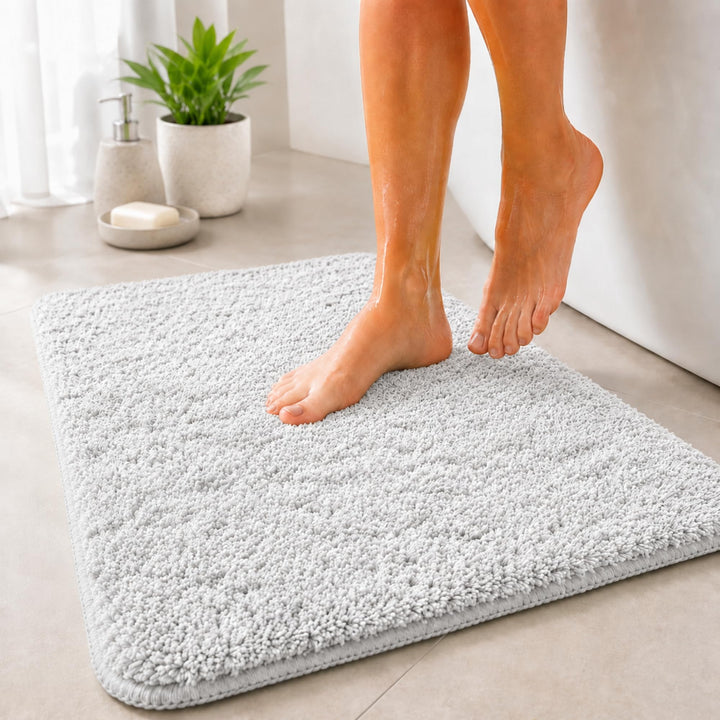 Floordirekt Badematte Sky - Badezimmerteppich - Weicher, dichter Hochflor - Rutschhemmend & Schnell