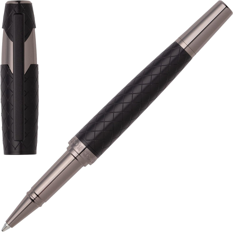 Hugo Boss Tintenroller Chevron Black aus Messing in der Farbe Schwarz mit einer Länge von 13,7cm, Ti