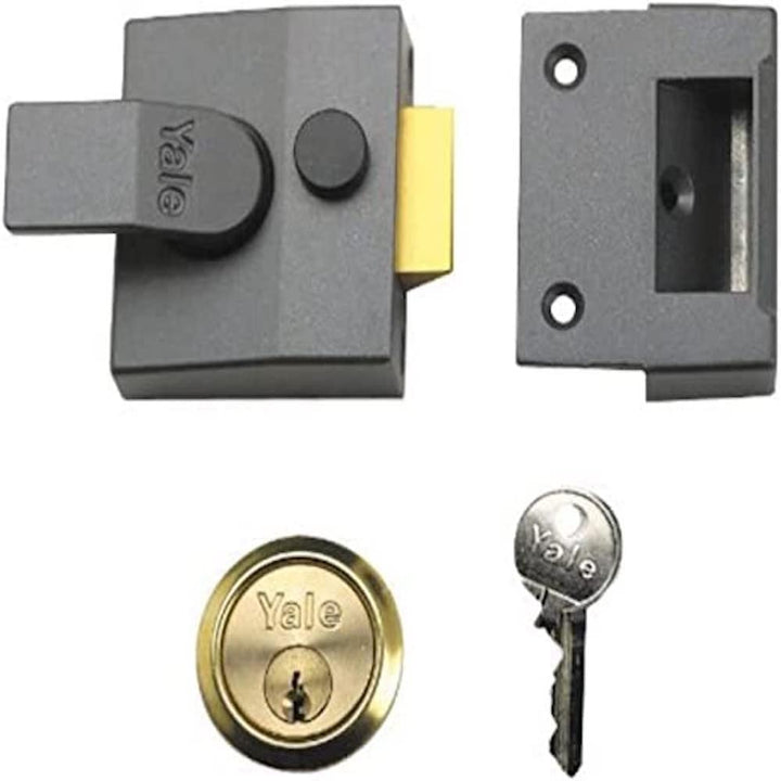 Yale Locks P84 Standard Nightlatch DMG Cylinder Brass Cylinder 40mm Backset Visi, Brass Cylinder 40m