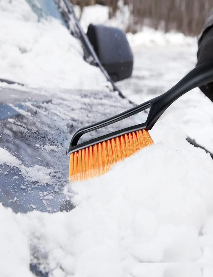 AstroAI Eiskratzer Auto mit Besen Schneebesen Abnehmbarer 68CM Lang mit grosse Kante Borsten &amp; Ergon