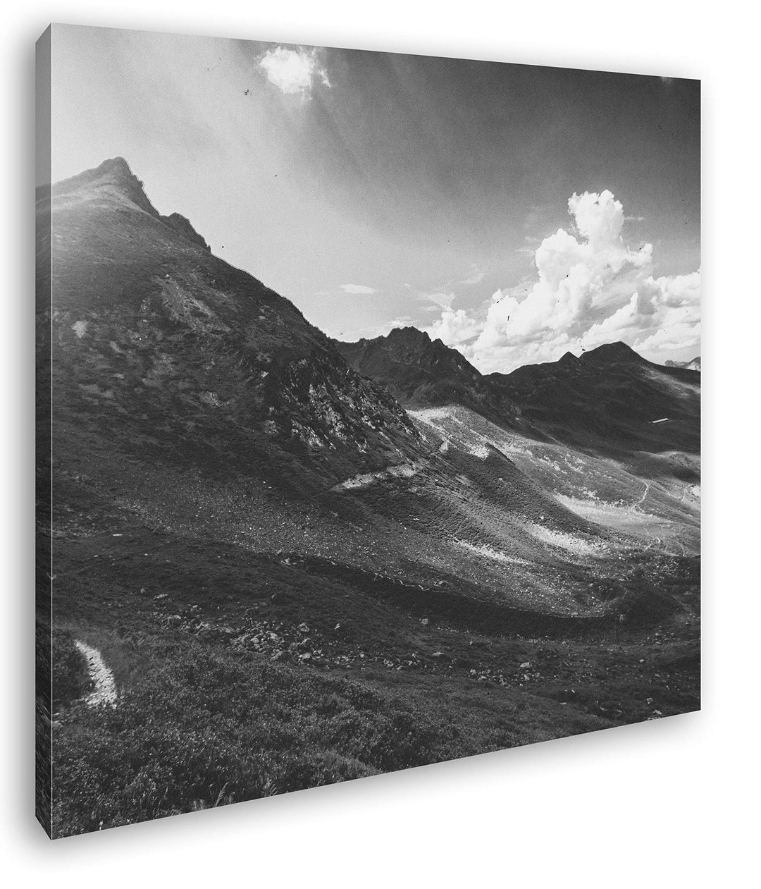 deyoli Sonnenaufgang über grünen Bergen Format: 70x70 Effekt: Schwarz&Weiss als Leinwandbild, Motiv