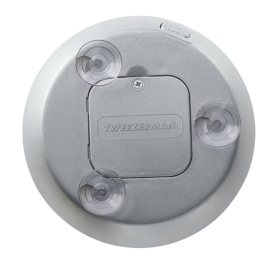 TWEEZERMAN Make-Up Spiegel LED 15-fach Vergrösserungsspiegel mit Saugnäpfen zum Befestigen Ø 10,5 cm