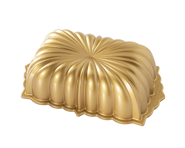 Nordic Ware, Backform, Kuchenform, Kastenform, gewellt, goldfarben, Aluminium, Antihaft, NW 81677