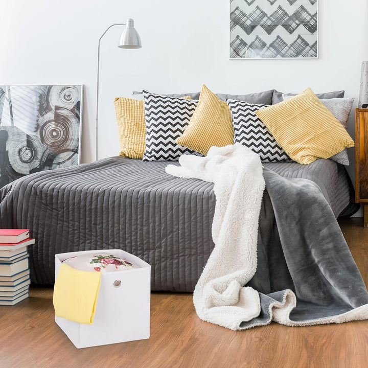 Relaxdays Aufbewahrungsbox 4er Set, Faltbare Regalboxen, HxBxT: 30 x 30 x 30 cm, Grifflöcher, Faltbo