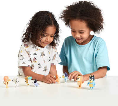 Bluey Blueys 8er-Figurenpack Familie und Freunde: 6,3–7,6 cm grosse Figuren mit beweglichen Gelenken