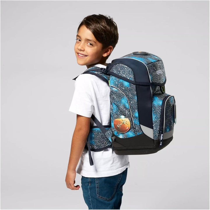 ergobag Unisex Kinder Cubo Gepäck- Handgepäck Einheitsgrösse Bär Anhalter Durch die Galaxis - Blau