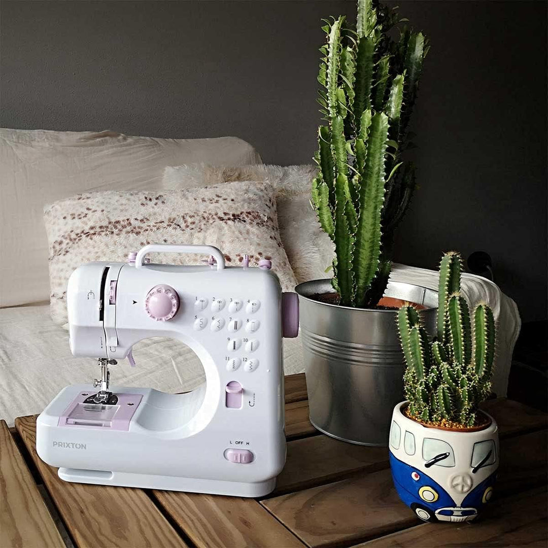 PRIXTON - P110 Tragbare Nähmaschine - Schublade für Zubehör - Integrierte Lampe - 12 Arten von Muste