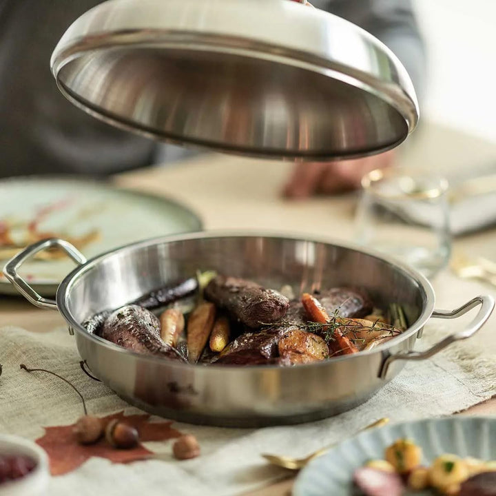 Fissler Original-Profi Collection / Edelstahl-Servierpfanne rund (2 L, Ø 24 cm) mit Hochraum-Deckel,