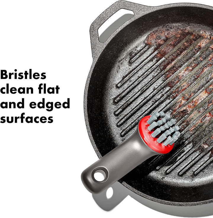 OXO Robuste Bürste für den Aussenbereich mit Abdeckung Robuste Bürste mit Abdeckung, Robuste Bürste