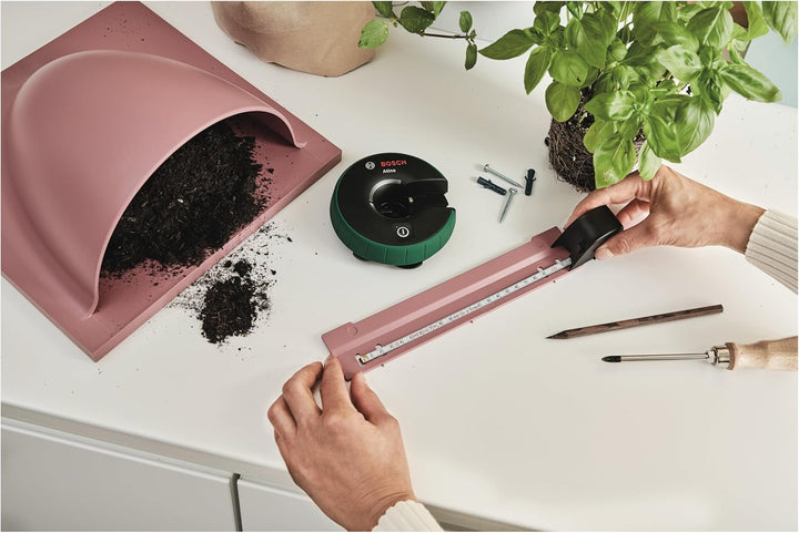 Bosch All-in-One-Linienlaser Atino der 2. Gen. mit abnehmbarem &amp; feststellbarem Massband (horizontal