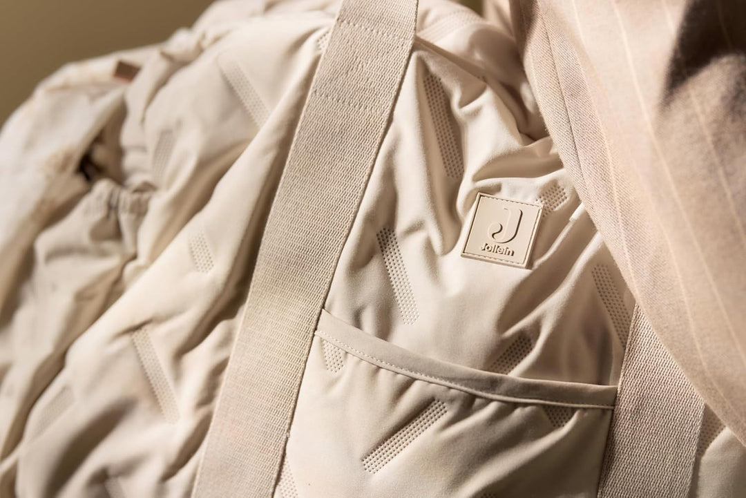 Jollein Wickeltasche Embossed Lily – Sand – Stylische Wickeltasche mit Geprägtem Muster – Wasserabwe