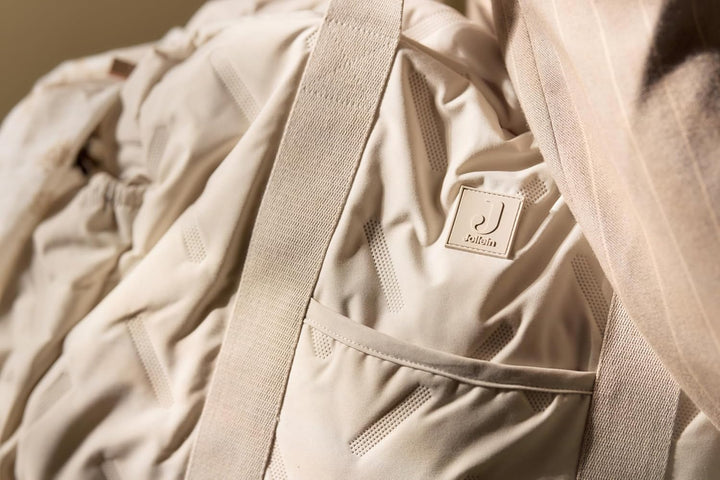 Jollein Wickeltasche Embossed Lily – Sand – Stylische Wickeltasche mit Geprägtem Muster – Wasserabwe