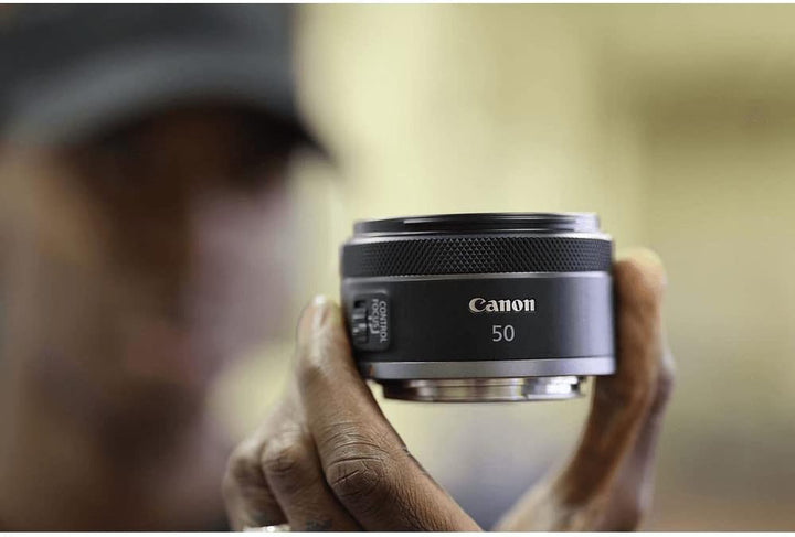 CANON Objectif RF 24-105mm f/4-7.1 is STM & Objectif RF 50mm f/1.8 STM Bundle mit Objektiv RF 50mm F