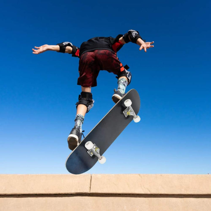 Willonin Skateboard Komplettboard mit ABEC-7 Kugellager 9-lagigem Ahornholz für Kinder Jungendliche