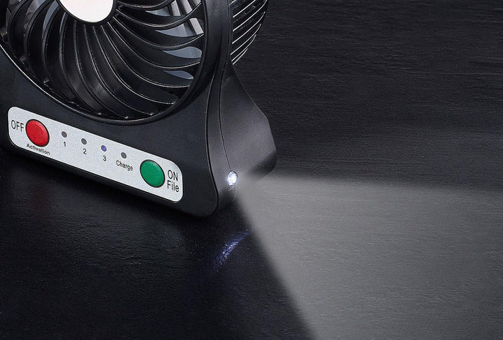Sichler Haushaltsgeräte Ventilator mit Batterie: 3in1-Akku-Tisch-Ventilator mit Powerbank-Funktion &