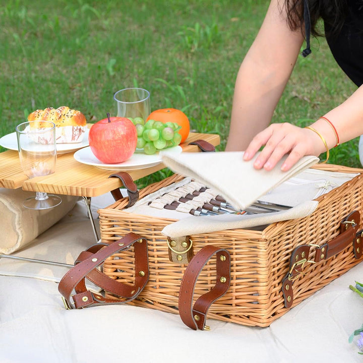 Multifunktionales Picknickkorb-Set aus Weidengeflecht für 4 Personen mit Decke und Picknicktisch, is
