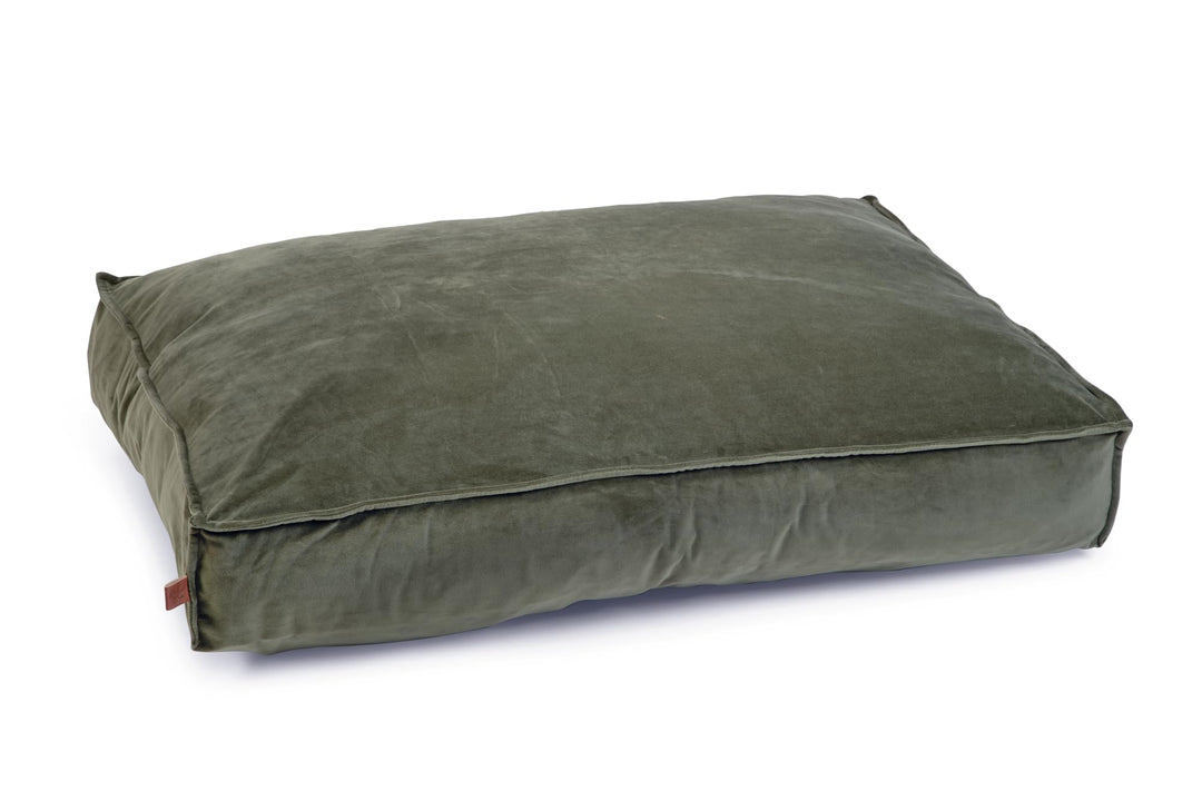 Designed by Lotte DBL Nalino Liegekissen, Hund, Samt, grün, 100x70x15 cm, Grün