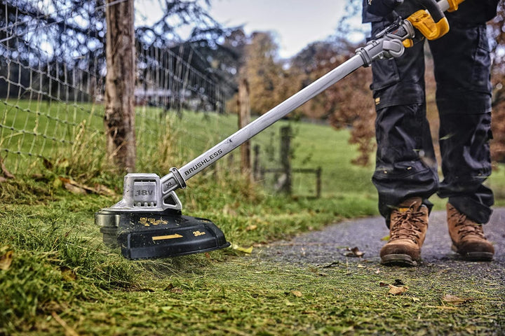 Dewalt DCMST561N-XJ Rasentrimmer (18 Volt, 36cm Schnittbreite, bürstenloser Motor, automatische Fade