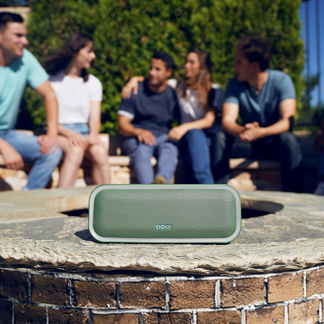DOSS SoundBox Pro+ Bluetooth Lautsprecher mit IPX6 Wasserdicht, 24W Dualen Bass-Treibern, Stereo-Pai